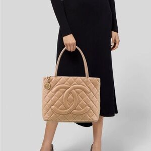Chanel Tan Quilted caviar leather tote interlocking cc. 2003 - 2004